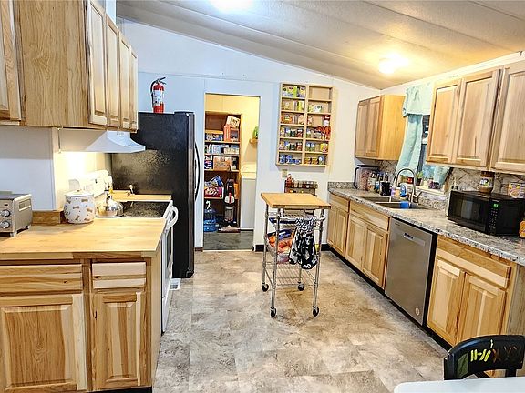 2nd image of 274 W Forest Green Lane
