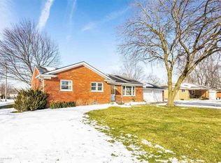 18235 Doris St, Livonia, MI 48152