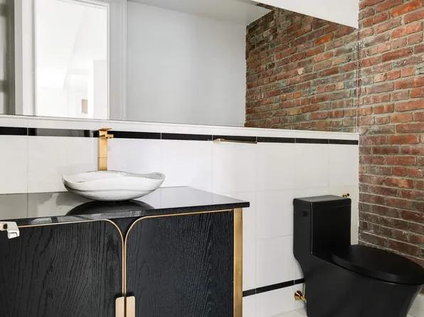 340 West 23rd Street image 34 of 34