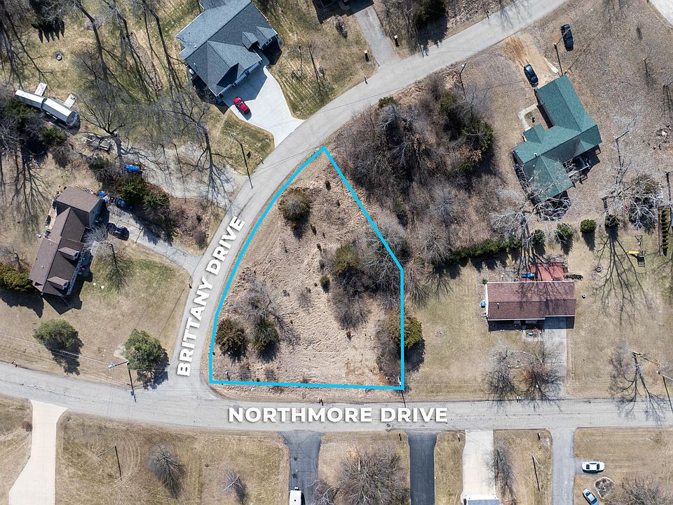 2nd image of 14125 Northmoor Dr