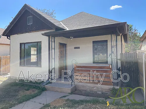 1413 Cedar St Photo 1
