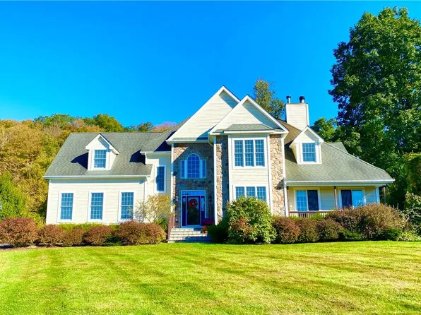 107 Somerset Drive, Patterson, NY 12563