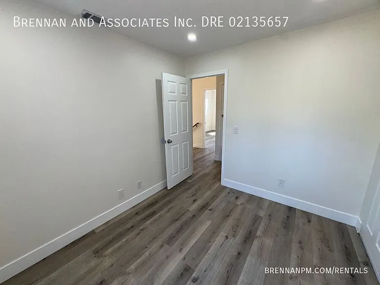 1130 Sumner Ave #J — Photo 17