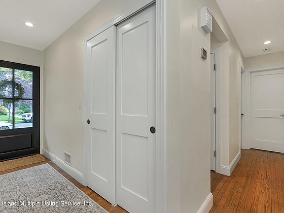 4th image of 35 Princewood Ave