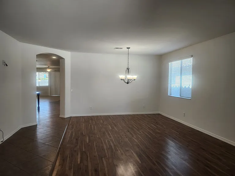 139 W Leatherwood Ave — Photo 3