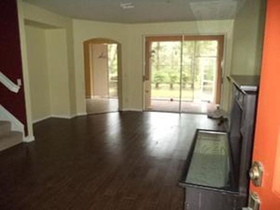 5th image of 3297 Antica St