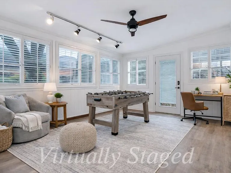 1127 Barkston Dr — Photo 40