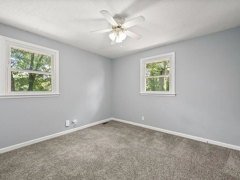 167 Taft Dr — Photo 19