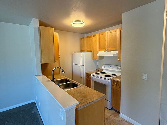 2nd image of 4420 49th St #17