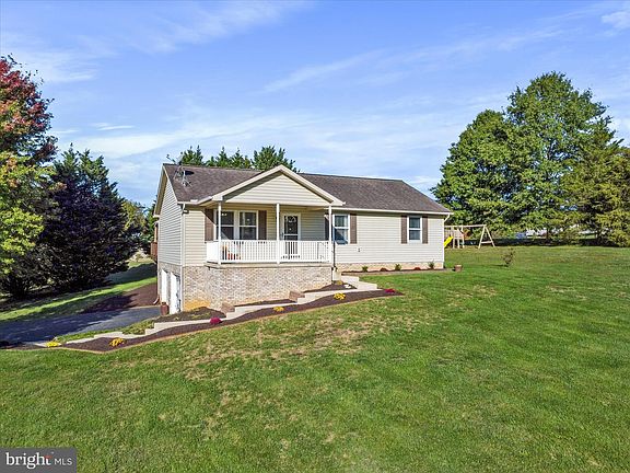 2nd image of 5514 Ferrero Ln