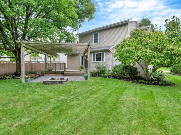 4063 Brookrun Dr, Columbus, OH 43204