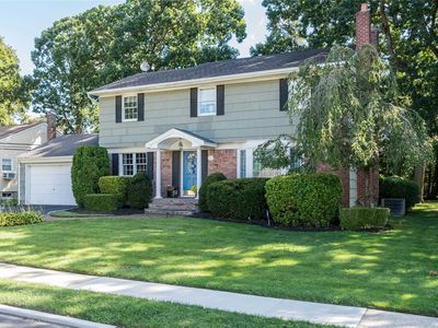 17 Lesley Dr, Syosset, NY, 11791