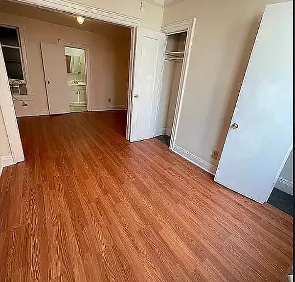 725 9th Ave #2A — Photo 3