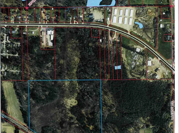 W8002 Sycamore Rd, Shawano, WI 54166