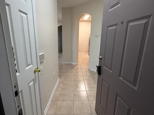 10550 Baymeadows Rd, Jacksonville, FL