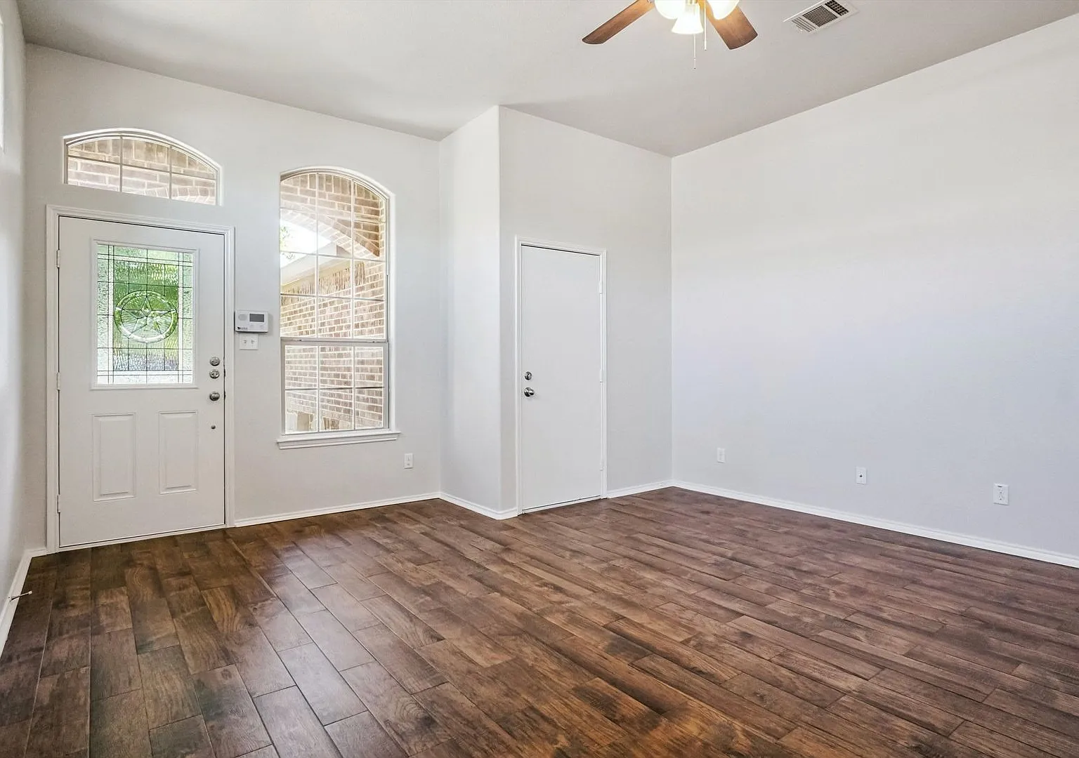 Beautiful Home in Twin Mills close to Bailey Boswell - Eagle Mountain ISD — Photo 2