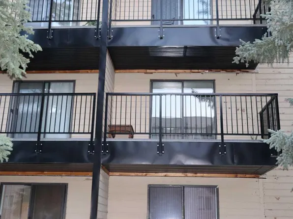1221 B W Haven Dr #205, Edson, AB T7E 1P8