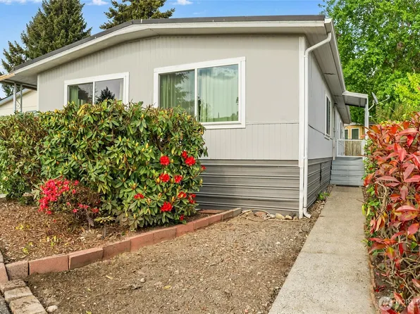 7301 NE 175th Street #215, Kenmore, WA 98028