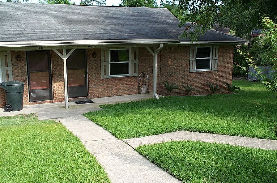 1st image of 4905 Yacht Harbor Cir #4905