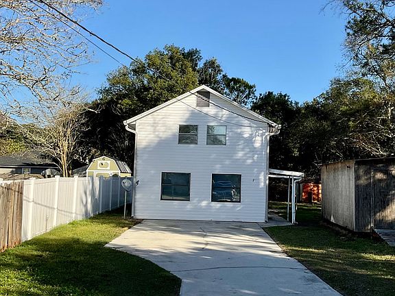 2nd image of 2057 Glen Gardner Dr