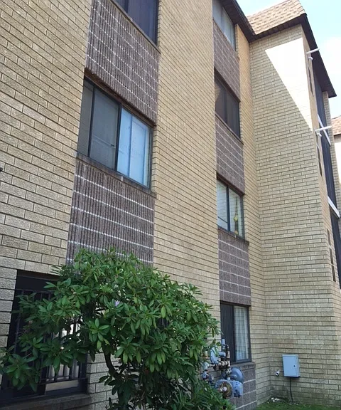Hilltop Terrace Apartments — Photo 8