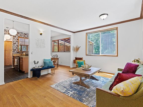 3rd image of 564 Lilac Avenue #A