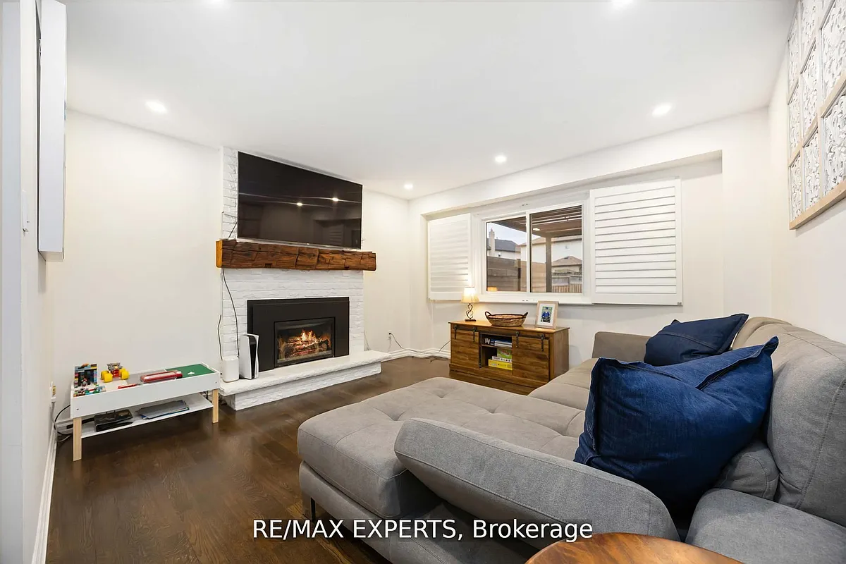 Building Photo - 93 Stiver Dr