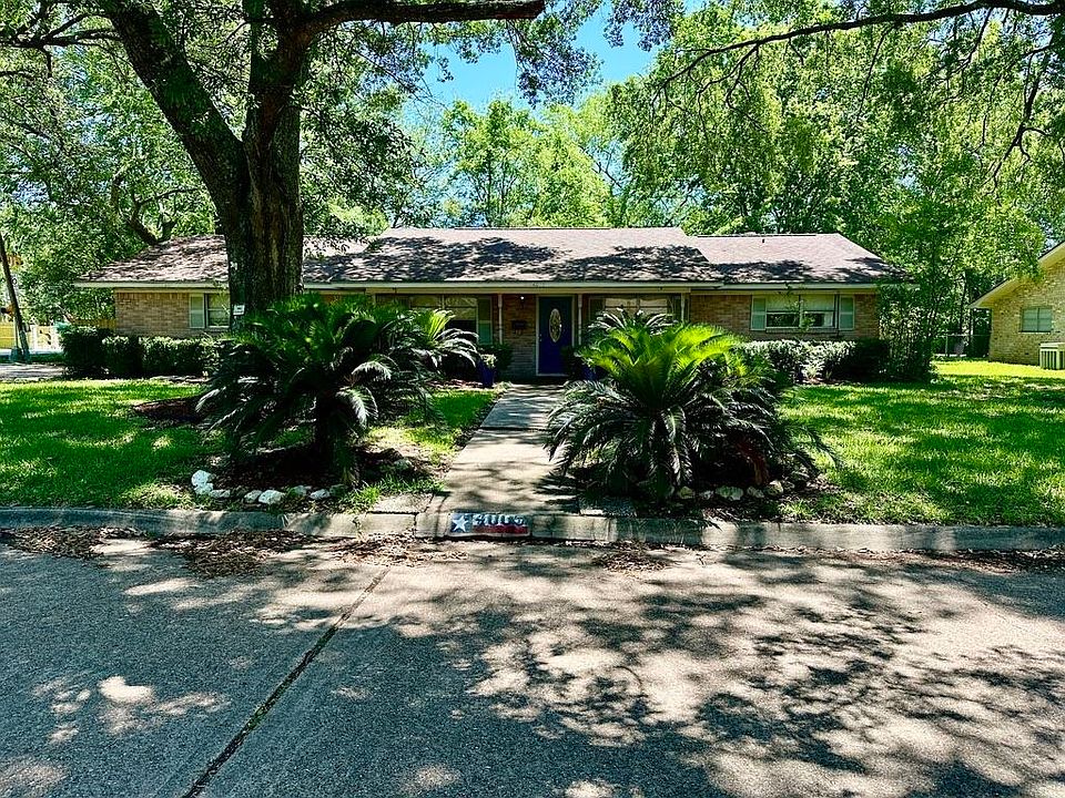 1st image of 4005 Diane Dr