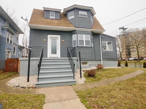 601 Eldridge Ave, Oaklyn, NJ 08107