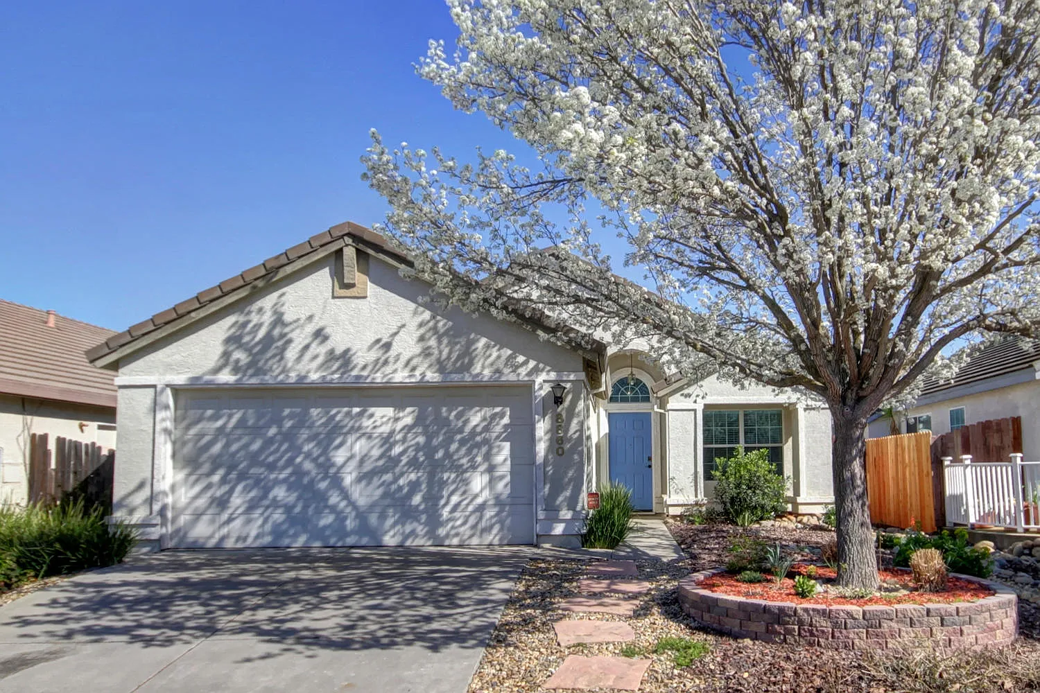 8860 Apricot Woods Way photo 1