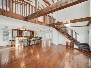122 Cedar Ave, Colonial Beach, VA