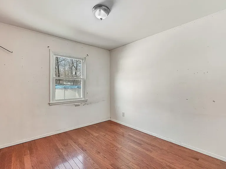 320 High St — Photo 14
