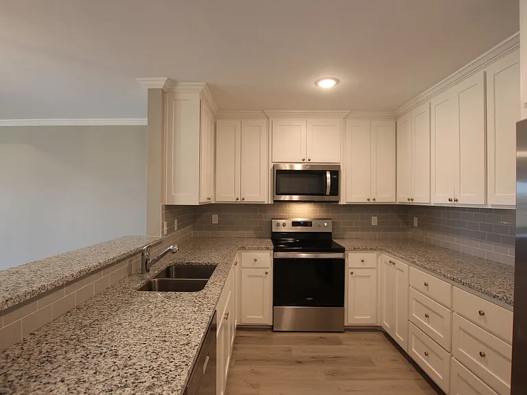 6212 Villa Rosa Way — Photo 5