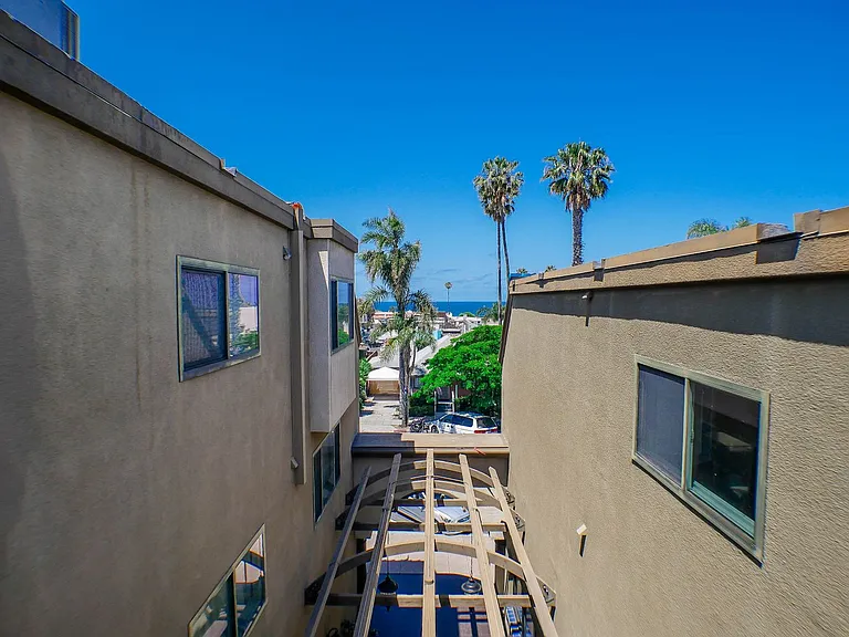 7509 Draper Ave #305 — Photo 29