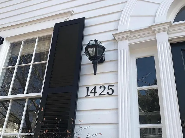 1425 34th St NW — Photo 23