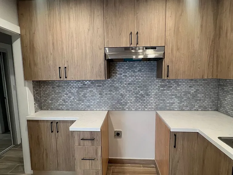 20301 Cohasset St — Photo 18