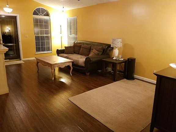 5th image of 2021 Monarch Dr