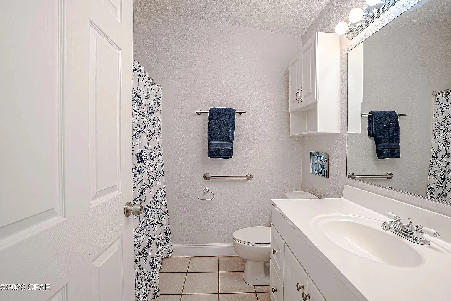 NO SHOWER CURTAIN - New renovated custom shower next pic - will have custom shower glass door. will have new flooring and lighting/decor