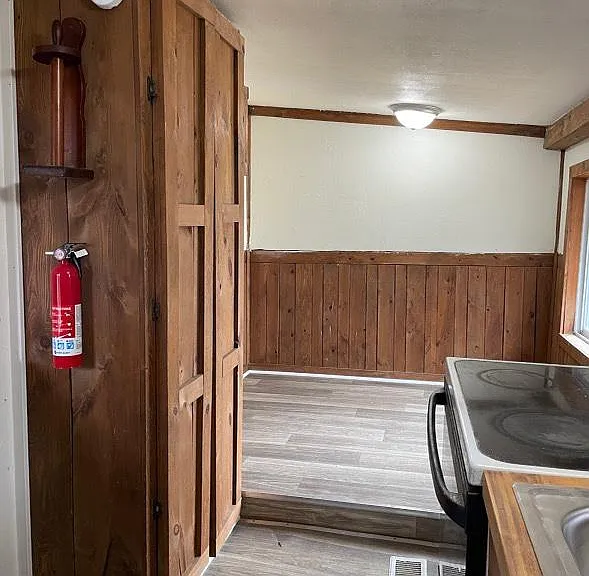 284 Carpenter Rd — Photo 9