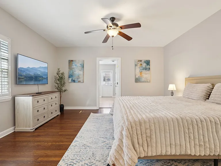1003 W Princeton St — Photo 12