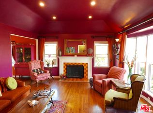 5138 Dawn View Pl, Los Angeles, CA 90043