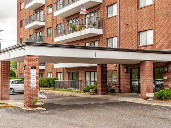 200 Sanders Ferry Rd APT 1403, Hendersonville, TN 37075