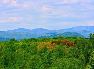 215 Heavenview Dr, Walhalla, SC 29691