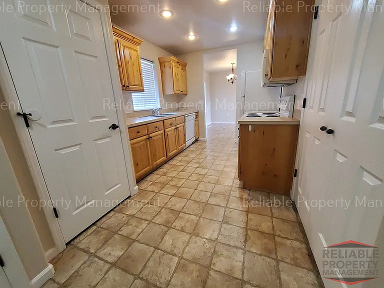 1557 Bullpen Way — Photo 6
