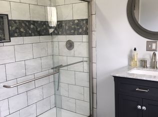 120 E Price Rd, Oak Ridge, TN 37830