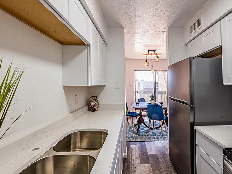 4601 Carlisle Blvd NE #A16 — Photo 12