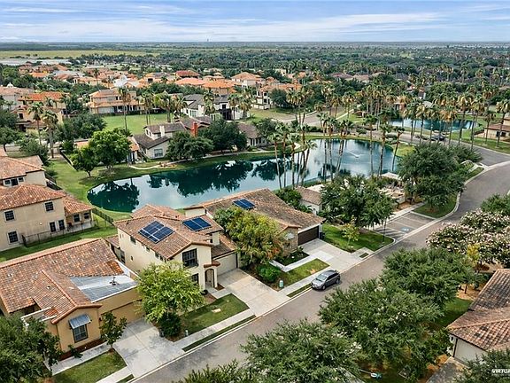 2nd image of 3005 Santa Rita