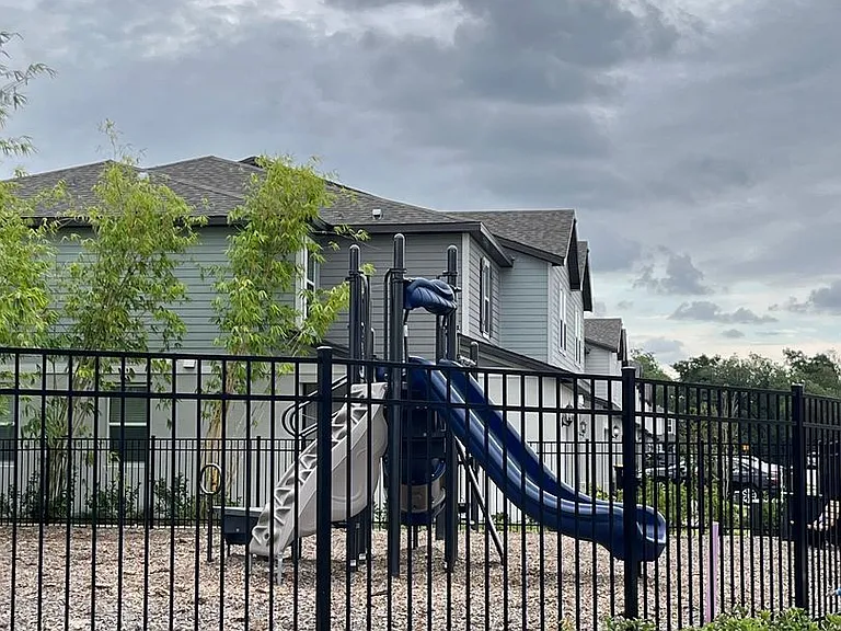 437 Legacy Loop — Photo 13