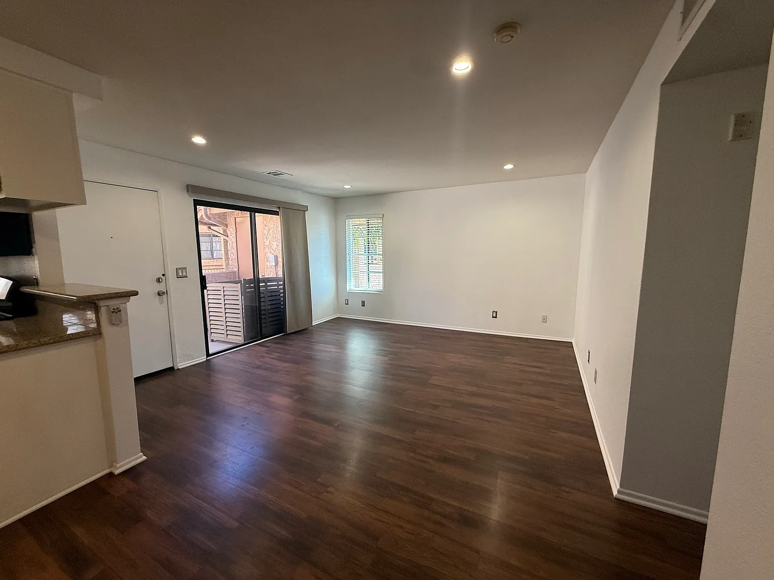 1 bed, 740 sqft, $2,675 — Photo 2