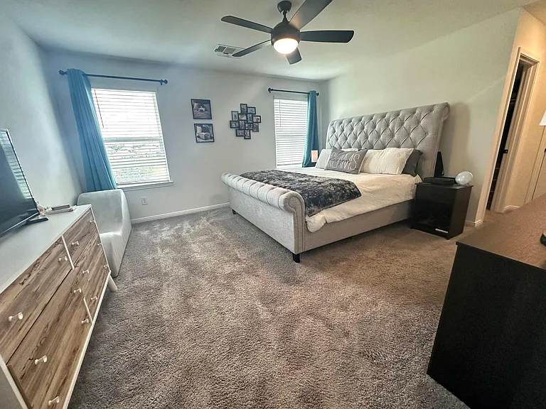 5027 Hickory Deer Ln — Photo 9